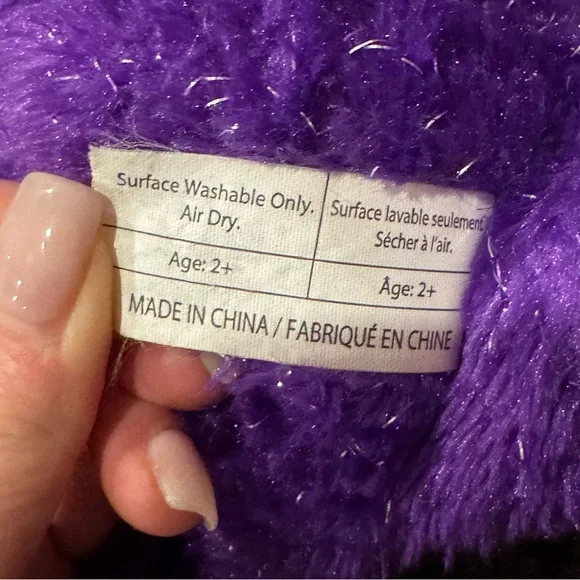 Care Bears 35th Anniversary Rainbow Heart Plush Bear - Picture 7 of 10